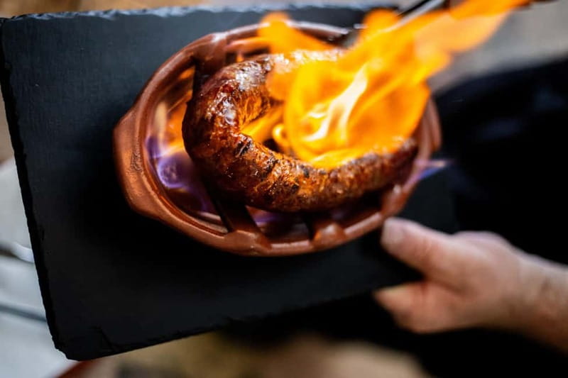 Lisbon: Food Tasting Tour by Tuk Tuk with 2 Stops - Baixa de Lisboa: the wine and food tasting that sets the tone