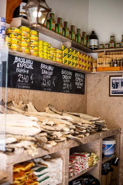 Lisbon: Food Tasting Tour by Tuk Tuk with 2 Stops - Guides and group vibe: what makes the experience feel personal