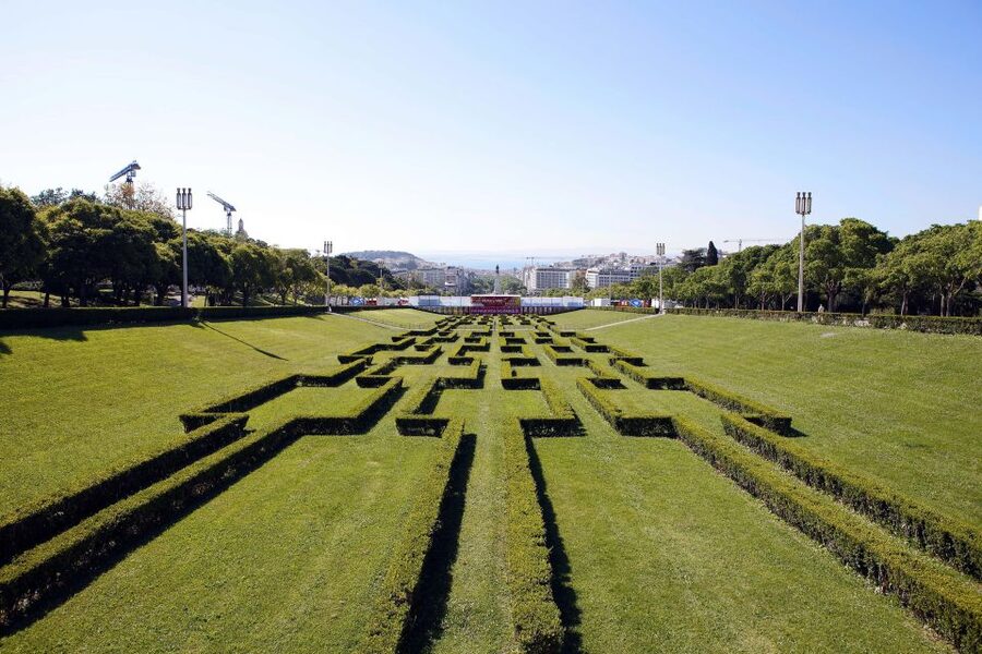 Lisbon: Full-Day City Tour with Cable Car Ride - Park of the Nations cable car over the Tagus and Expo 98 grounds