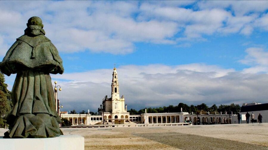 Lisbon: Full-Day Private Guided Tour to Fátima - Key highlights