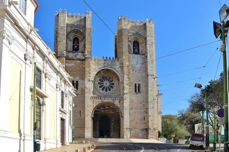 Lisbon: Full-Day Private Walking Sightseeing Tour - Why this private 4-hour walking tour fits Lisbon