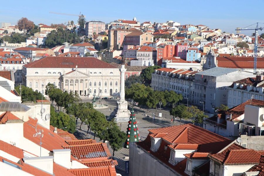 Lisbon: Full-Day Private Walking Sightseeing Tour - The pastry stop: a break that actually tastes like Portugal