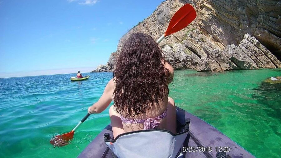 Lisbon: Full-Day Sesimbra Kayak Tour with Picnic - Boca de Tamboril Cave and Sea Cliffs, Close Enough to Feel the Scale