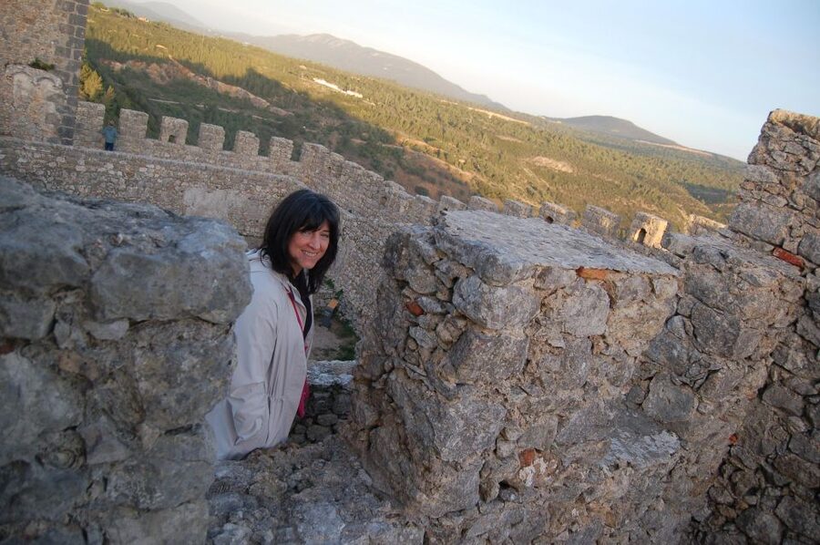 Lisbon Getaway: Private Arrábida Wine & Food Tour - Bacalhôa Vinhos de Portugal: refined wine, plus an art-heavy feel for some