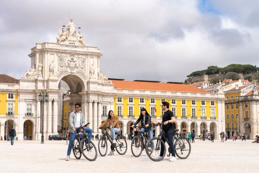 Lisbon: Guided Bike Tour, Helicopter Flight, and Boat Trip - First stop: meeting at Praça Dom Pedro IV, then getting oriented fast
