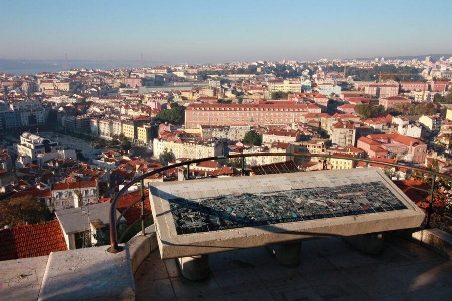 Lisbon: Half-Day City Tour - Getting oriented fast from Marquês de Pombal