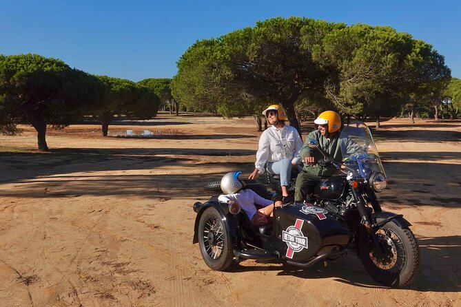 Lisbon Half-Day Handpicked - Private Vintage Sidecar Experience - Sé Cathedral: Gothic structure and old Lisbon identity