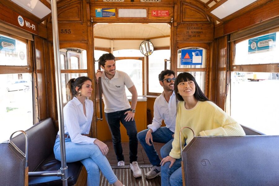 Lisbon: Helicopter Ride, Boat Trip, & Old Town Walking Tour - Helicopter ride from Belém to the 25 de Abril Bridge: the short thrill