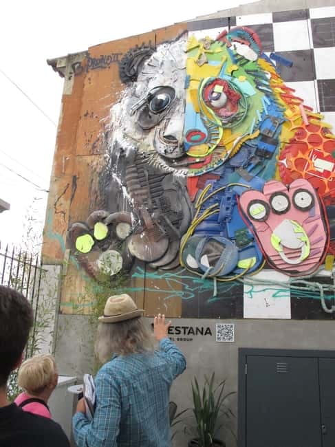 Lisbon: Highlights and Hidden Gems Tour - Getting oriented in Lisbon, the practical way