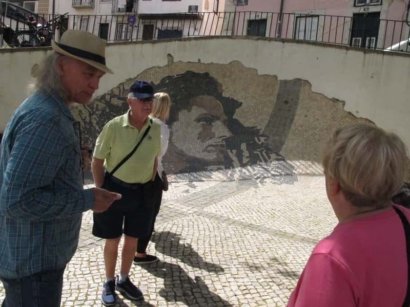 Lisbon: Highlights and Hidden Gems Tour - Castle Quarter walls, Roman ruins, and medieval Lisbon up close