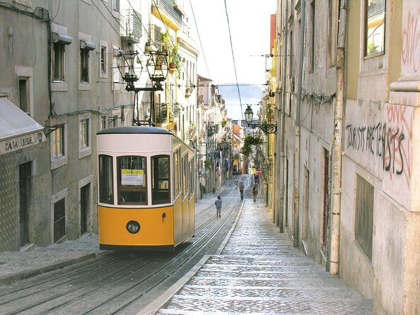 Lisbon Highlights by Tuk Tuk - The Ecological Tuk Tuk Ride That Keeps Lisbon Moving