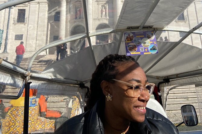 Lisbon Highlights in 2 Hours – Private Tuk Tuk Tour - Igreja de São Roque and the Miradouro São Pedro de Alcântara Pause