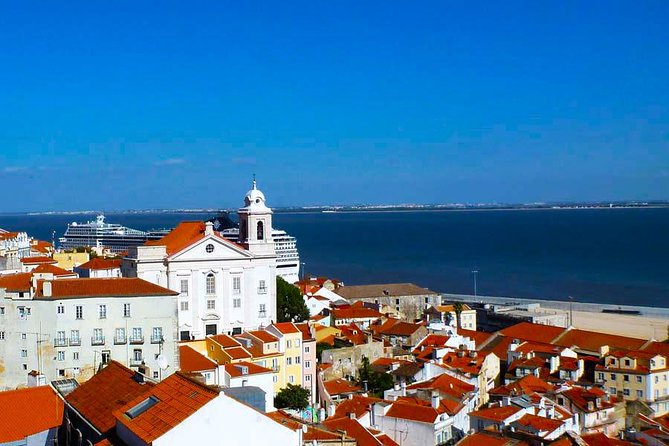 Lisbon Highlights PRIVATE Half Day Tour with a local Guide - Key things to know before you go