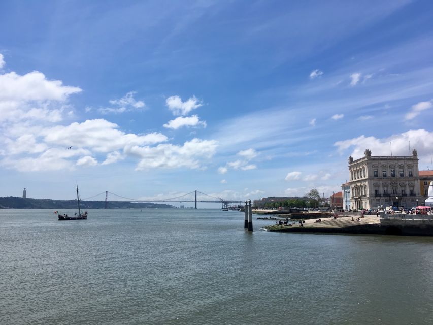 Lisbon: Hills, Alfama, and Mouraria Tour by Electric Bike - Key Highlights You’ll Feel Right Away