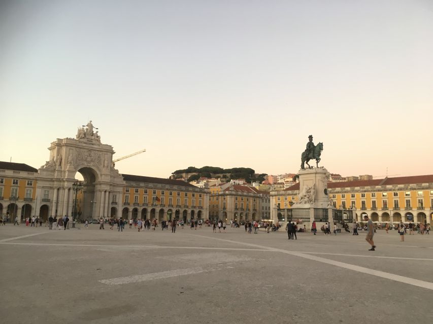 Lisbon: Hills, Alfama, and Mouraria Tour by Electric Bike - Alfama on Two Wheels: Old Streets Without the Blisters