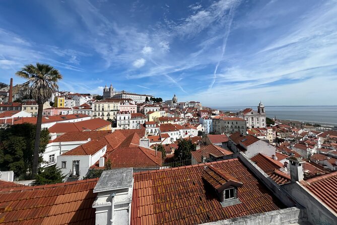 Lisbon Historic City Tour by Tuk-Tuk - Chafariz d’El Rei and Pink Street: two Lisbon contrasts
