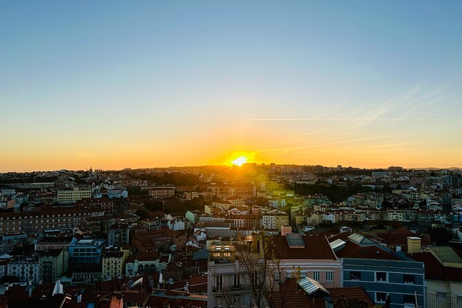 Lisbon Historic City Tour by Tuk-Tuk - Pickup at Time Out Market: how the tour actually starts
