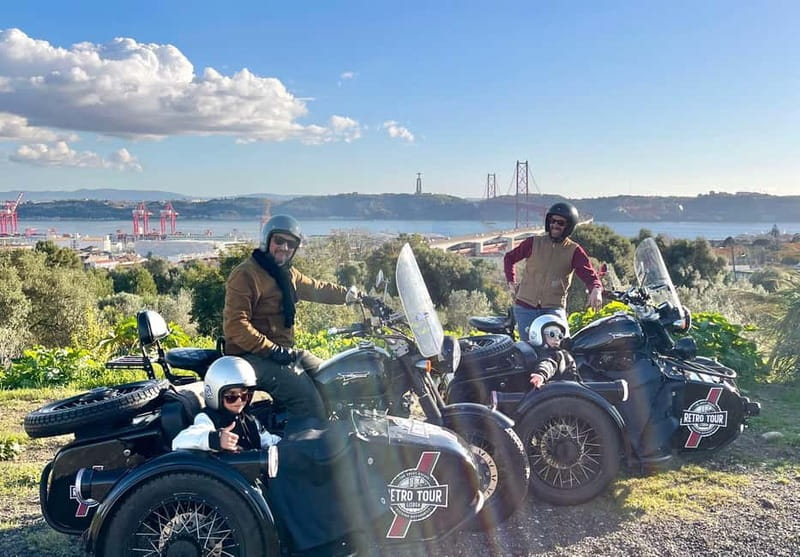 Lisbon : Historic Motorcycle Side-car Tour 1H - Why a one-hour Lisbon sidecar route works so well