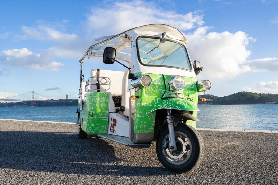 Lisbon Iconic Highlights in 2H00 : Private Tuk-Tuk Tour - Two Route Choices: Old Town Hills or Belém’s Maritime Icons