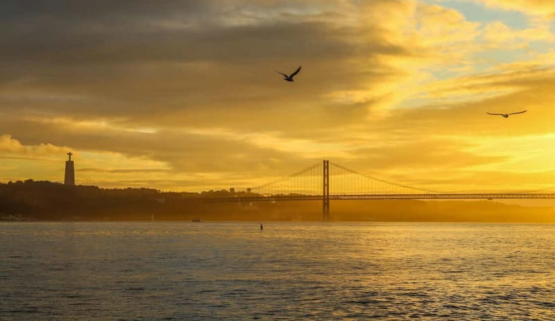 Lisbon: Iconic Landmarks Walking Tour - Who this tour suits best, and who should look elsewhere