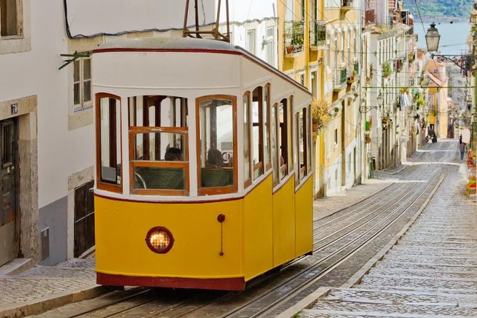 Lisbon in One Day Historic Private Tour - Why a one-day historic private tour makes sense in Lisbon