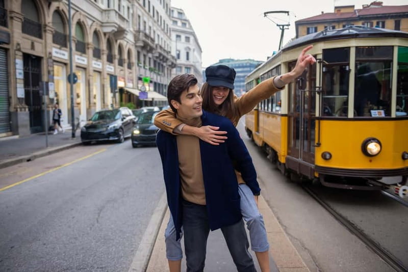 Lisbon: Instagram Hotspots Photoshoot - Santa Justa Lift: Ground-Level Drama and Higher Views