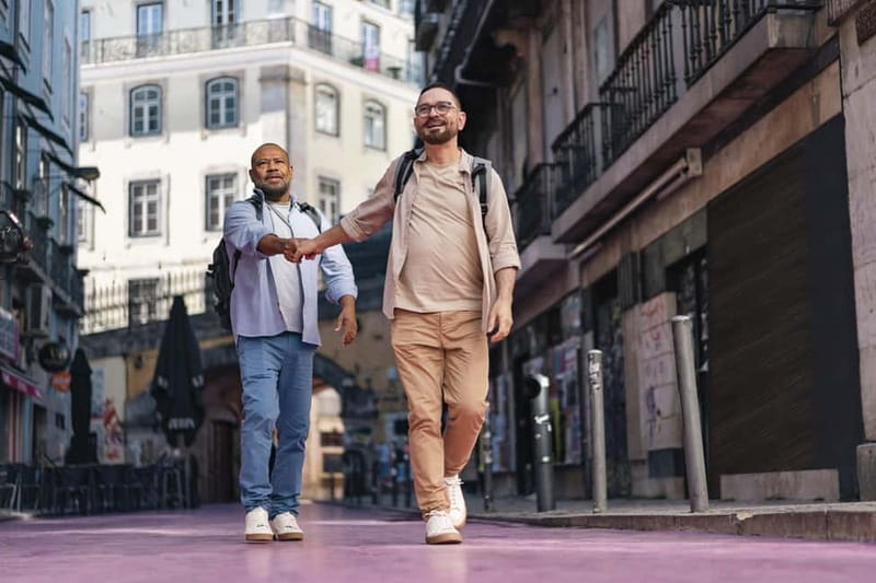 Lisbon: Instagram Hotspots Photoshoot - The Pro Photographer Effect: What You Actually Get
