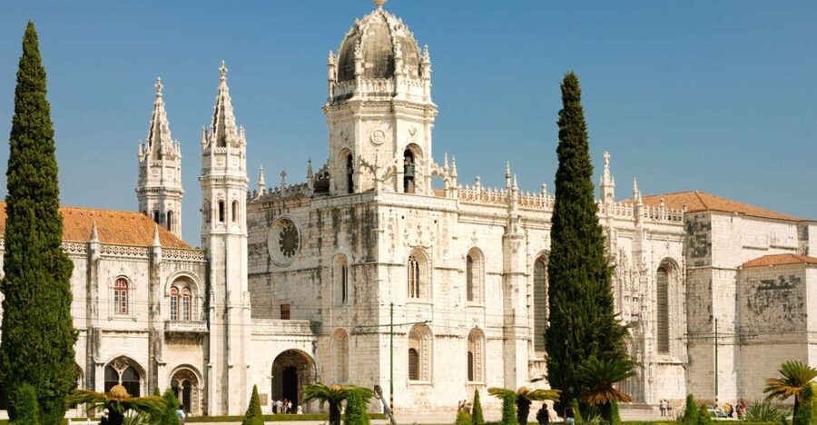 Lisbon: Jerónimos Monastery E-Ticket and Audio Guide - Where the tour starts: the entrance experience and the queue reality