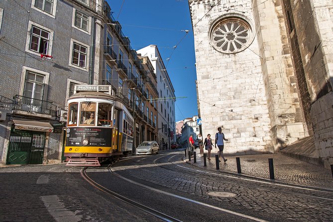 Lisbon Jewish Heritage and History - Private Tour Van - Chiado and influential families of the Portuguese Kingdom
