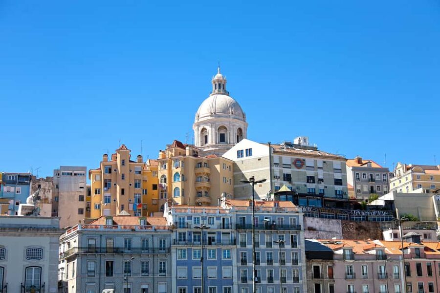Lisbon: Jewish History Private Tour - Alfama and the clues of Jewish life that survived