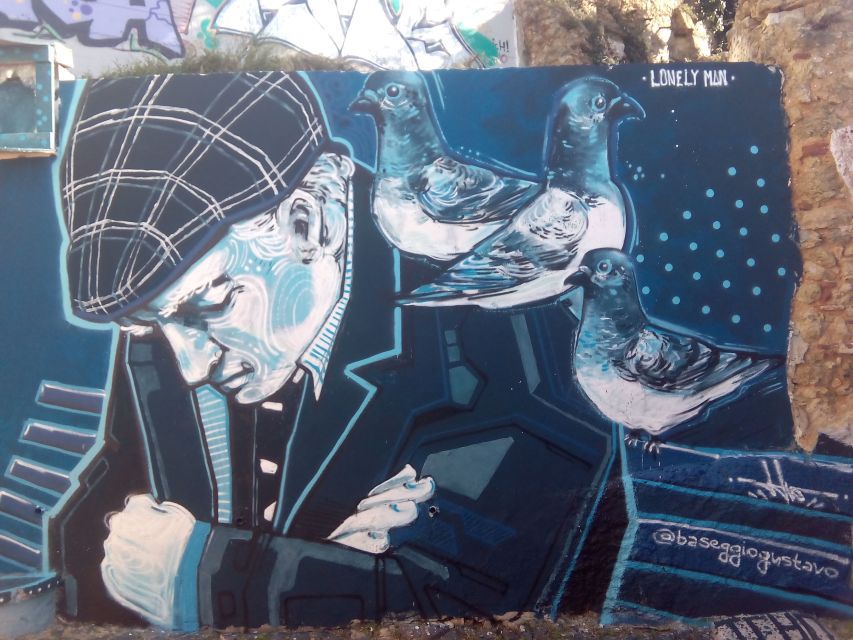 Lisbon: Kickstart Street Art Walking Tour - Getting your bearings for Lisbon’s historical area