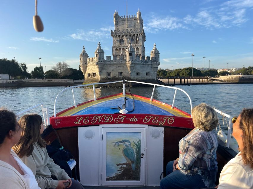 Lisbon: Live Guided Traditional Boat Sightseeing Cruise Tour - A restored wooden fishing boat is the whole point on the Tagus