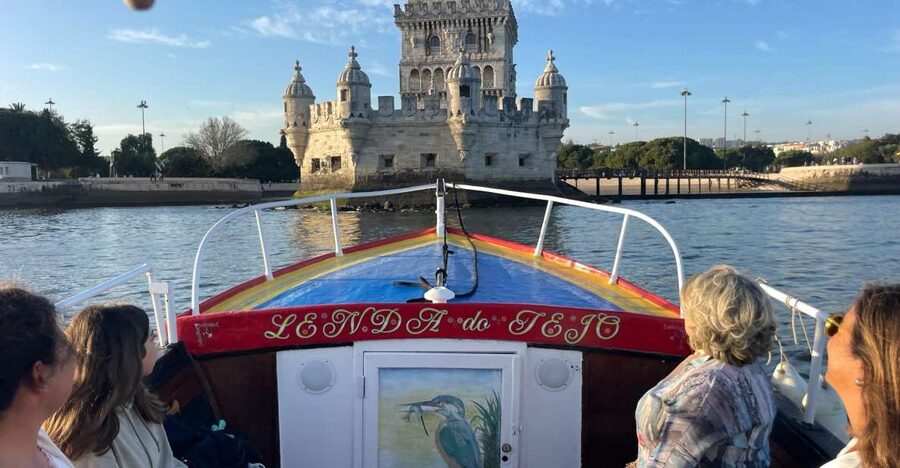 Lisbon: Live Guided Traditional Boat Sightseeing Cruise Tour - Where you meet at Doca do Bom Sucesso, Gate 3