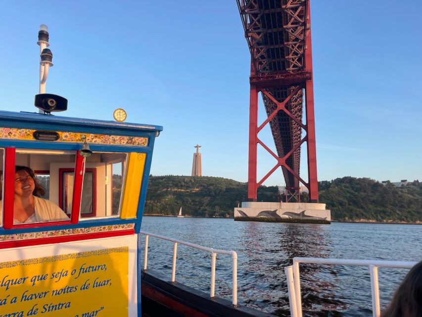Lisbon: Live Guided Traditional Boat Sightseeing Cruise Tour - Crew and small-group attention: why Captain Francisco and Rita matter