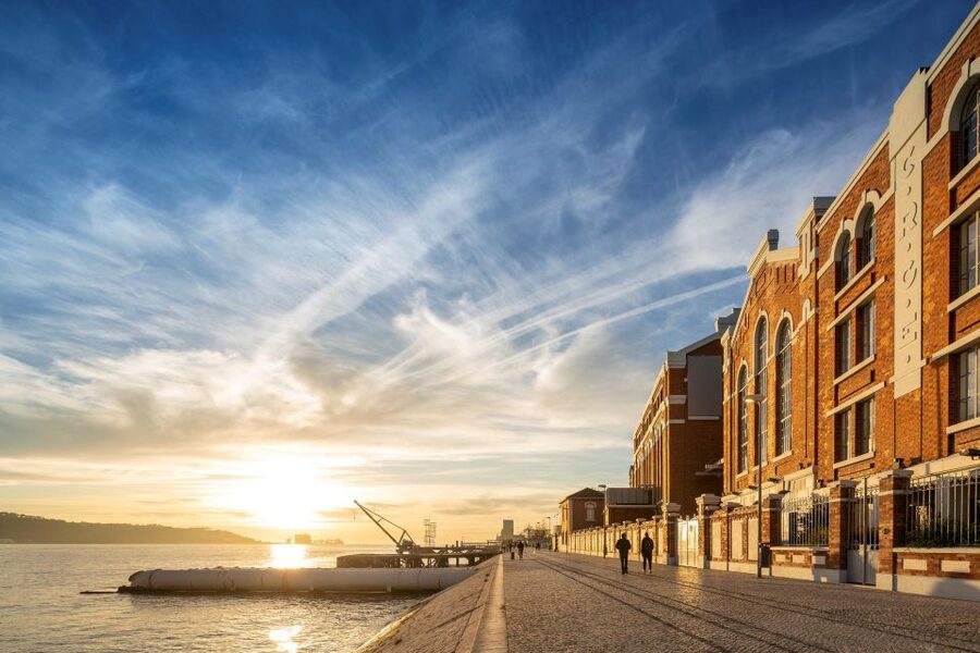 Lisbon: MAAT Gallery and MAAT Central Entry Tickets - A Simple One Day Plan That Keeps Your Energy