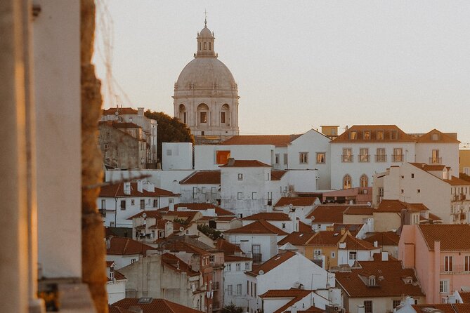 Lisbon Medieval Hills Private Tour on Tuk-Tuk - Stop 1: Church of St. Anthony, plus the Romanesque backstory