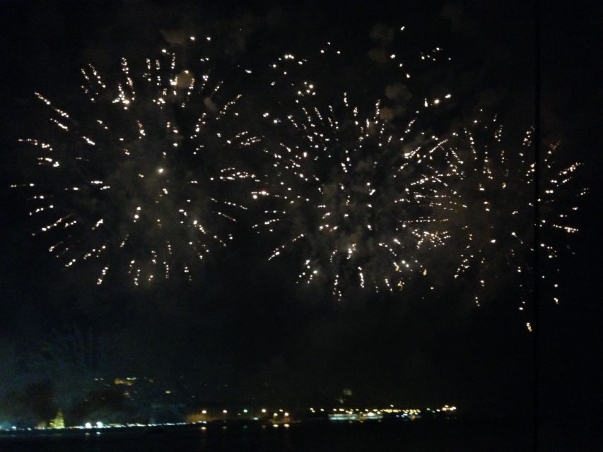 Lisbon: New Year’s Eve Fireworks Tagus River Sailing Cruise - Christ the King photo stop, then a smooth return