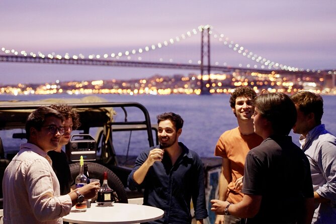 LISBON NIGHT TOUR in a Vintage Jeep with FOOD & DRINK TASTINGS - Key Things to Know Before You Go
