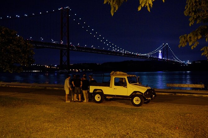 LISBON NIGHT TOUR in a Vintage Jeep with FOOD & DRINK TASTINGS - Cais do Ginjal and Ginjal Terrasse: Almada Views Plus the Main Bites