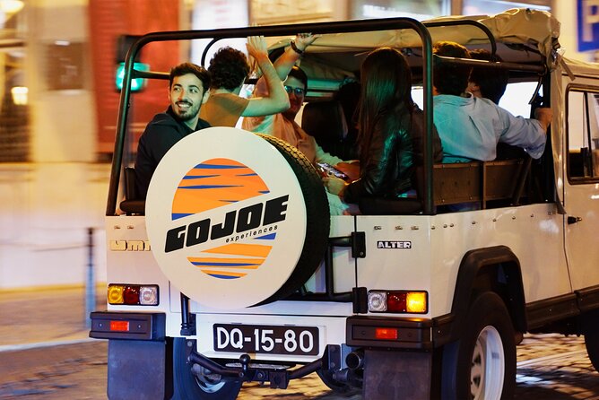 LISBON NIGHT TOUR in a Vintage Jeep with FOOD & DRINK TASTINGS - Parque Eduardo VII and the Miradouros: Views Built Into the Route