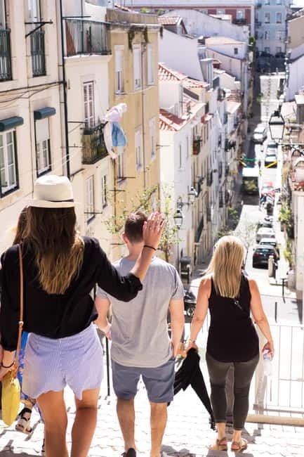 Lisbon: Off the beaten path Downtown Walk with a Local - What Humberto Bernardo Brings to the Story on Foot