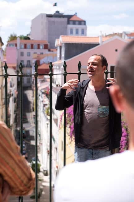Lisbon: Off the beaten path Downtown Walk with a Local - How to Get Around Lisbon After the Walk
