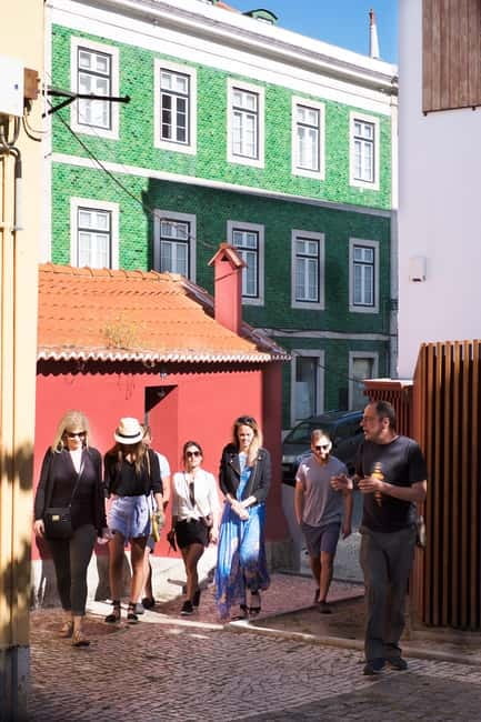 Lisbon: Off the beaten path Downtown Walk with a Local - Terrain Reality Check: Stairs, Cobblestones, and Comfort