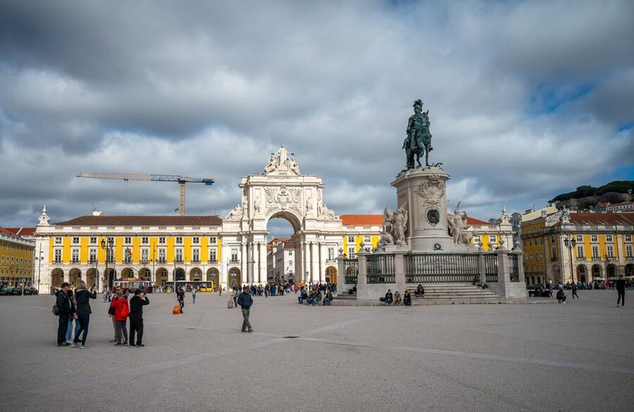 Lisbon: Old Town City Tour by Private Tuktuk - A few practical tips so you get the most out of the ride
