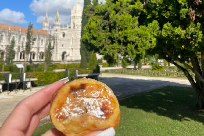 Lisbon Old Town Tour by Tuk Tuk with Local Guide - Alfama in the Final Stretch, Narrow Streets and Old Europe Feel