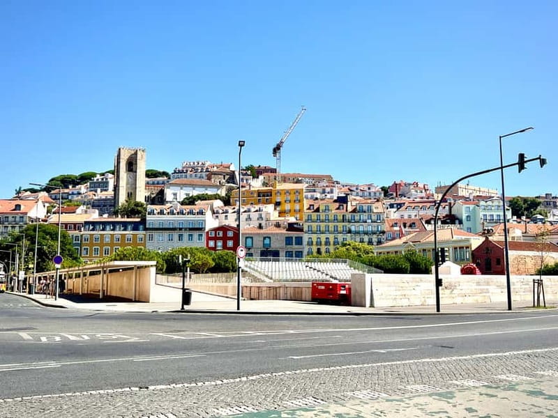 Lisbon Old Town Tuk Tuk Top Experience - Lisbon Cathedral stop: a quick entrance into Lisbon’s layers