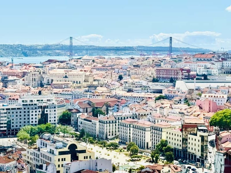 Lisbon: Old Town Tuktuk Tour - Miradouro de Santa Luzia: photos first, but don’t skip the feeling