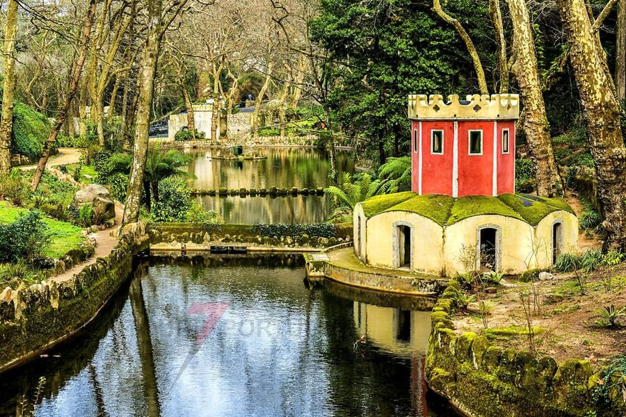 Lisbon: Pena Palace, Moorish Castle, Qta. Regaleira & Sintra - A Sintra Day That Actually Feels Guided