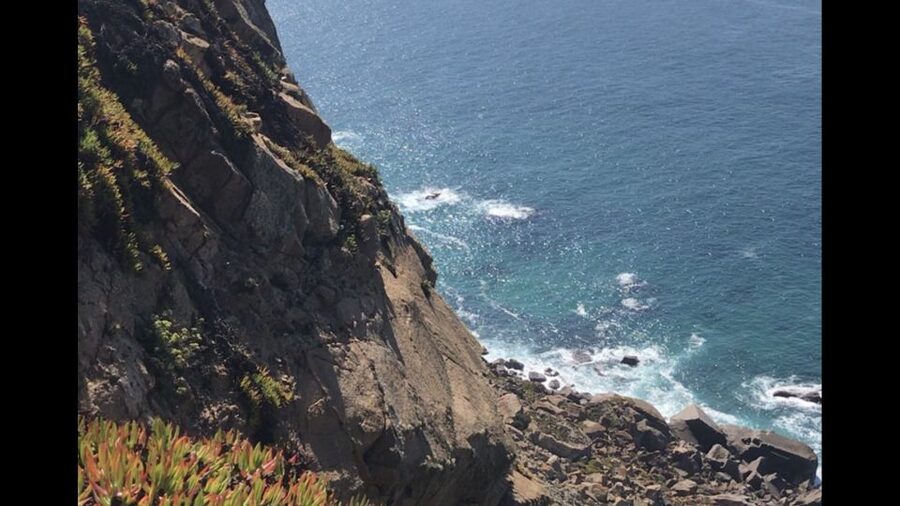 Lisbon: Pena Palace, Sintra, Cascais, and Cabo Roca Day Trip - Cascais for Lunch Breaks, Shopping, and Sea Views