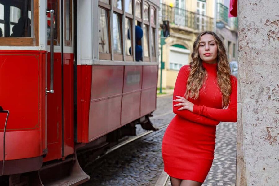 Lisbon: Photoshoot with a Professional Local Photographer - Alfama: where the photos look most like Lisbon